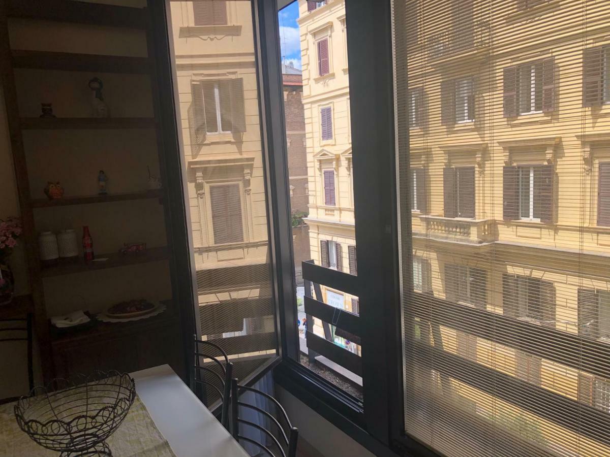 Visconti Apartment. Rome Luaran gambar