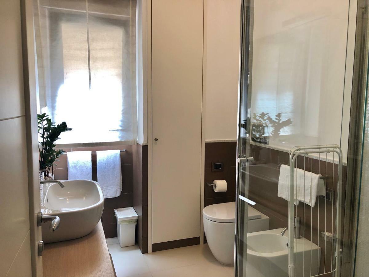 Visconti Apartment. Rome Luaran gambar