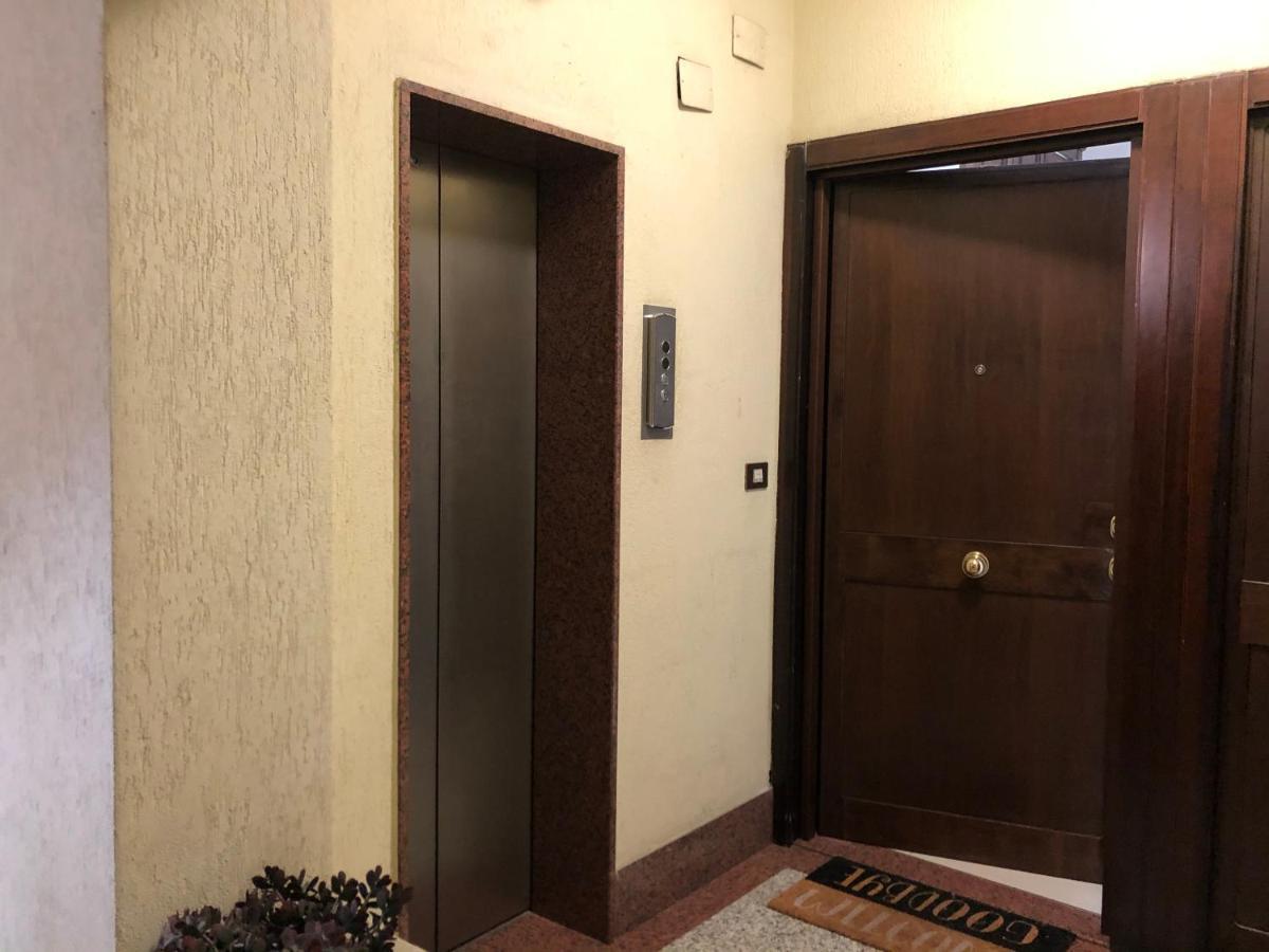 Visconti Apartment. Rome Luaran gambar
