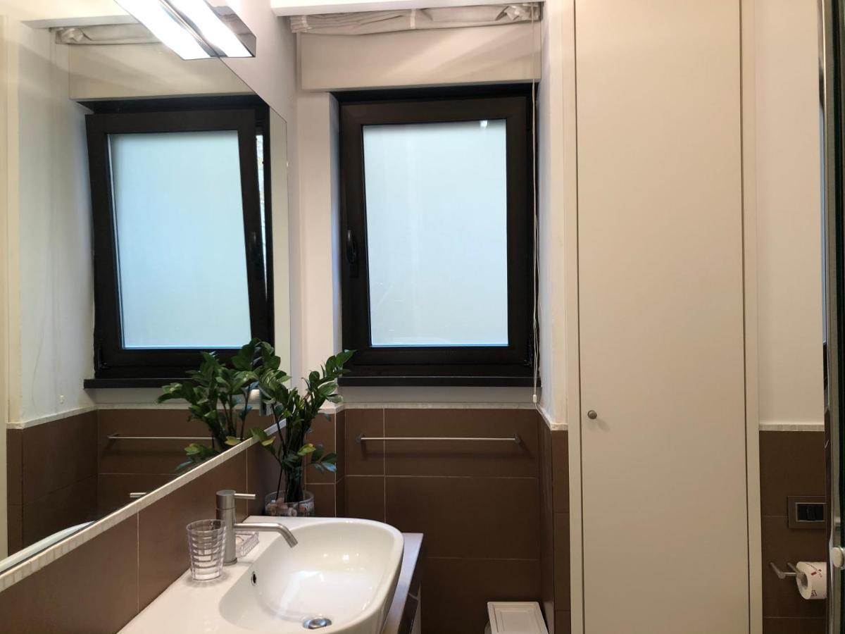Visconti Apartment. Rome Luaran gambar