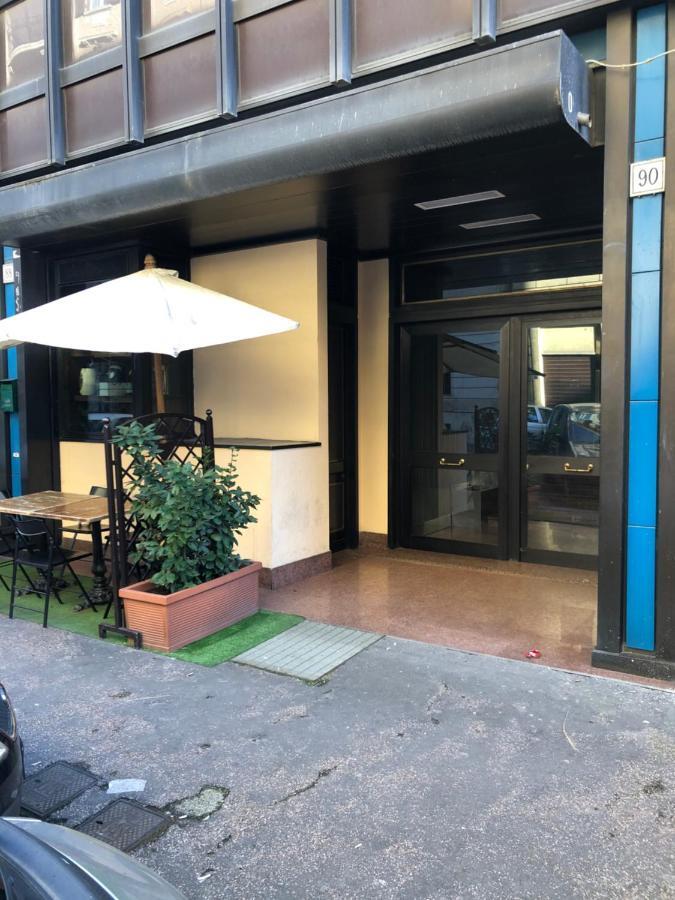 Visconti Apartment. Rome Luaran gambar